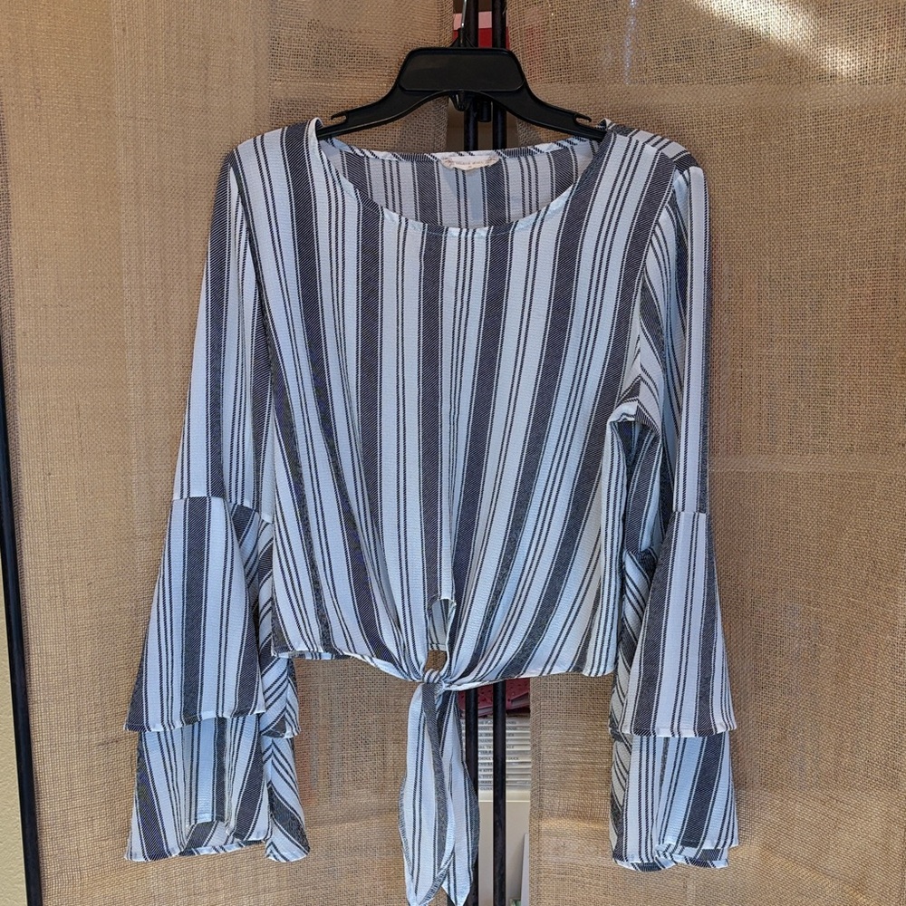 Altar’d State Blouse